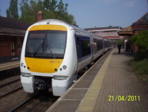 Chiltern Railways 11:24 from London Marylebone arriving Wilmcote